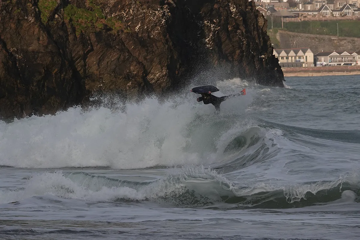 Drop Knee Vs Prone Bodyboarding