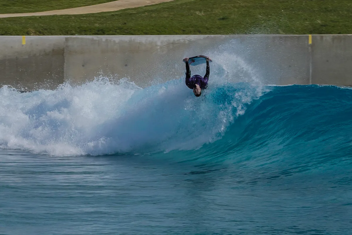 Iain Campbell The Wave